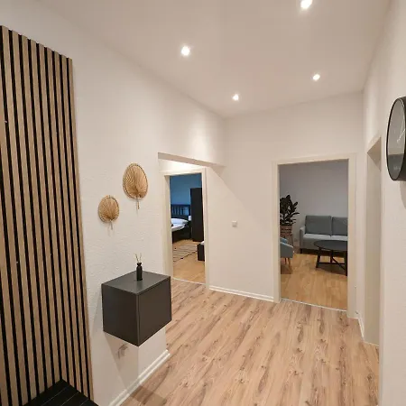 Cosy 2 Bedroom 75m2 *